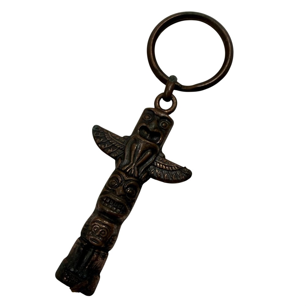 Vintage Totem Pole Keychain Copper Tone Metal Thunderbird Souvenir Key Ring